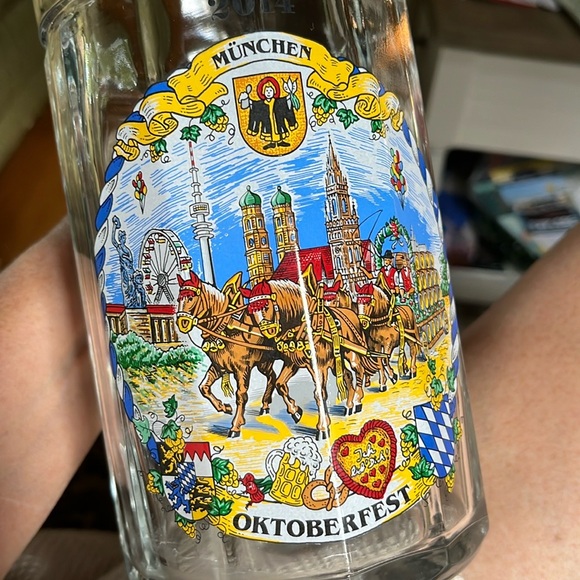 Munchen Oktoberfest Heavy Glass 1 liter (33 oz) Beer Mug Stein Austria 2014 - Picture 10 of 10